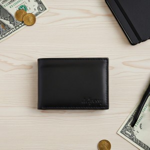 Men's Leather Wallet...
