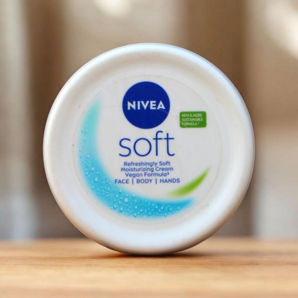 NIVEA Soft Moisturizing Cream - Small