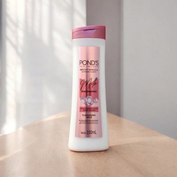 POND'S Cleansing Milk – With Niacinamide